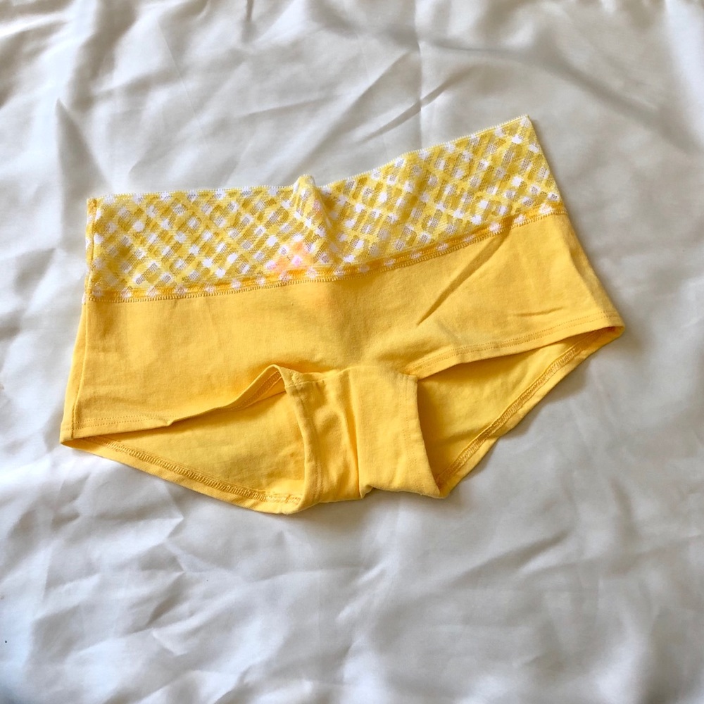 VS Pink Boyshort Pantie - Small